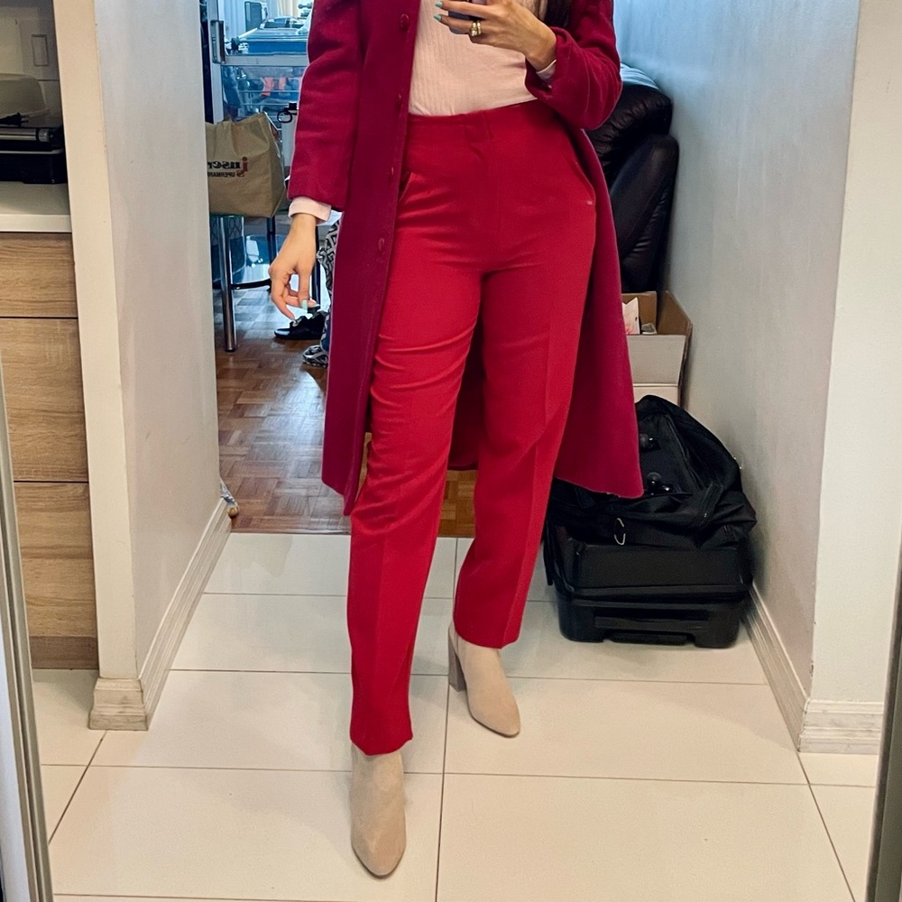 Banana Republic Women's Red Pants